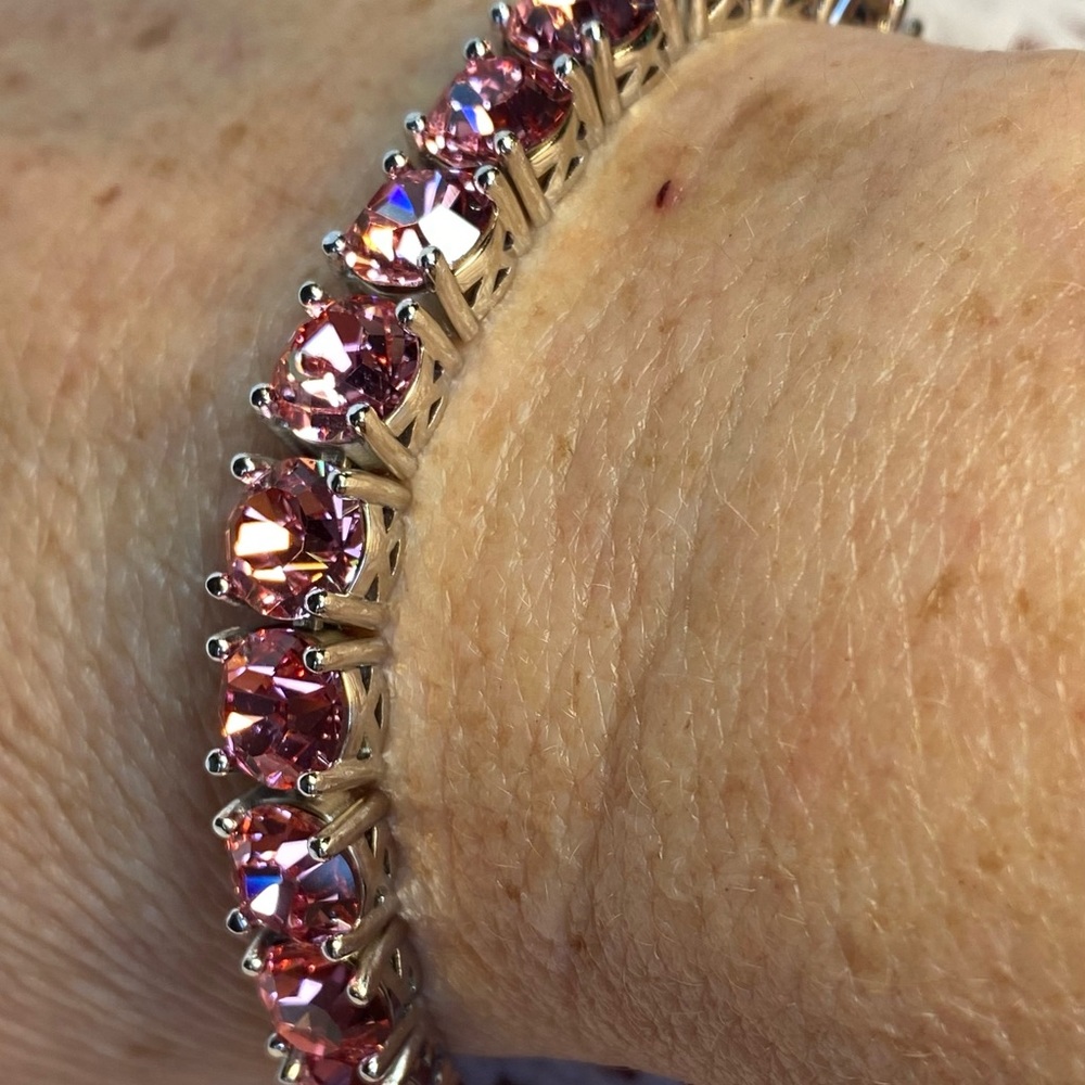 NWT GORGEOUS BABY PINK CZs AND ACCENT IMPRESSION BRACELET SPARKLING TENNIS - Picture 6 of 12